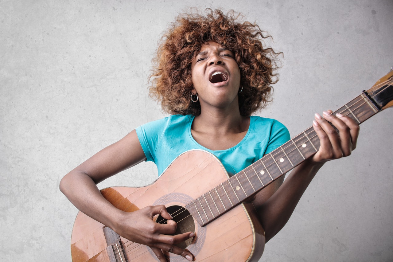 Utmana dig själv: börja spela ett musikinstrument
